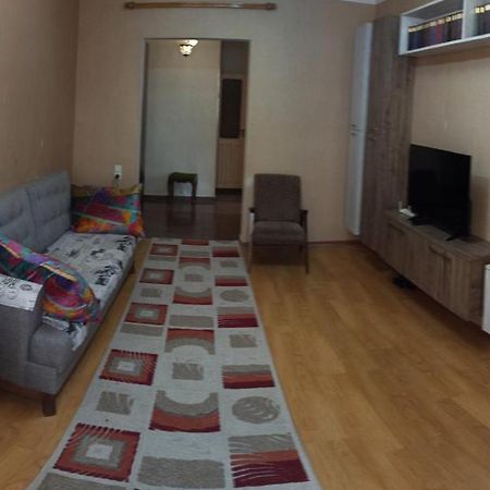 Apartment In Tskaltubo - # 1 외부 사진